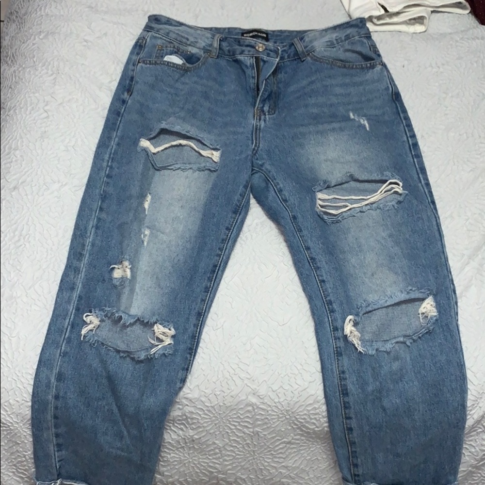 Prettylittlething Ripped jeans